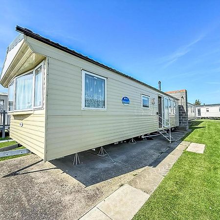 6 Berth Staycation Caravan Nearby Clacton-On-Sea In Essex Ref 26254E Exteriör bild